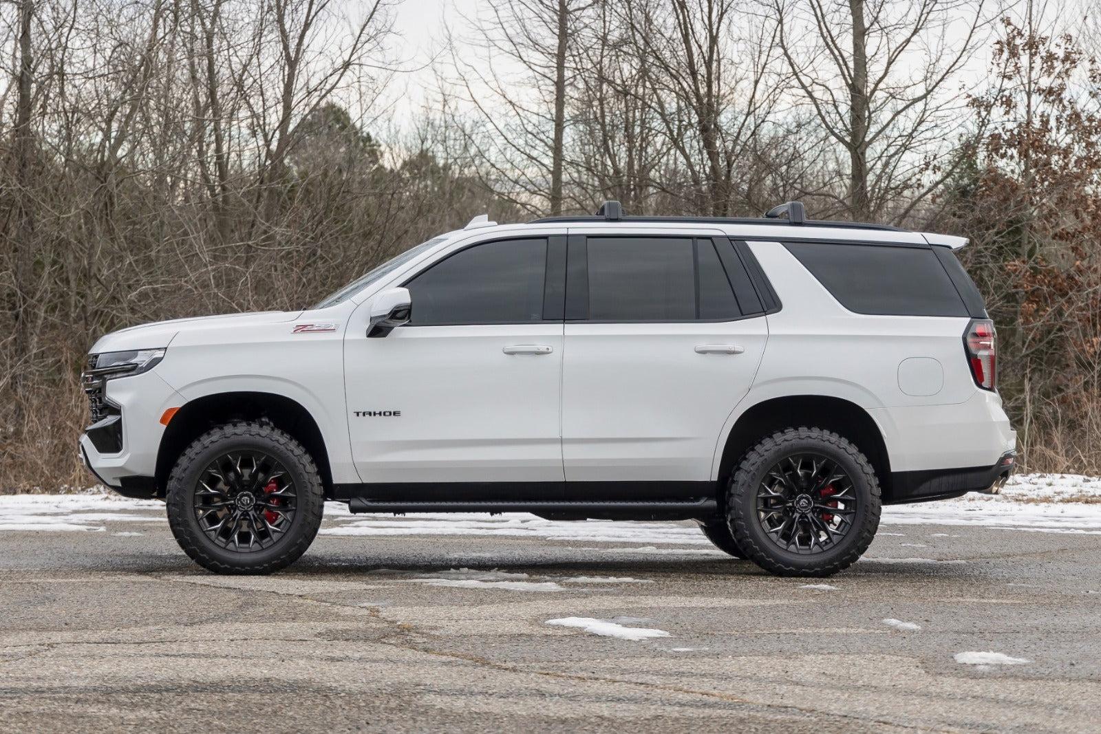 Rough Country 2 Inch Lift Kit OE Air Ride Chevy Tahoe 4WD (2022) -4