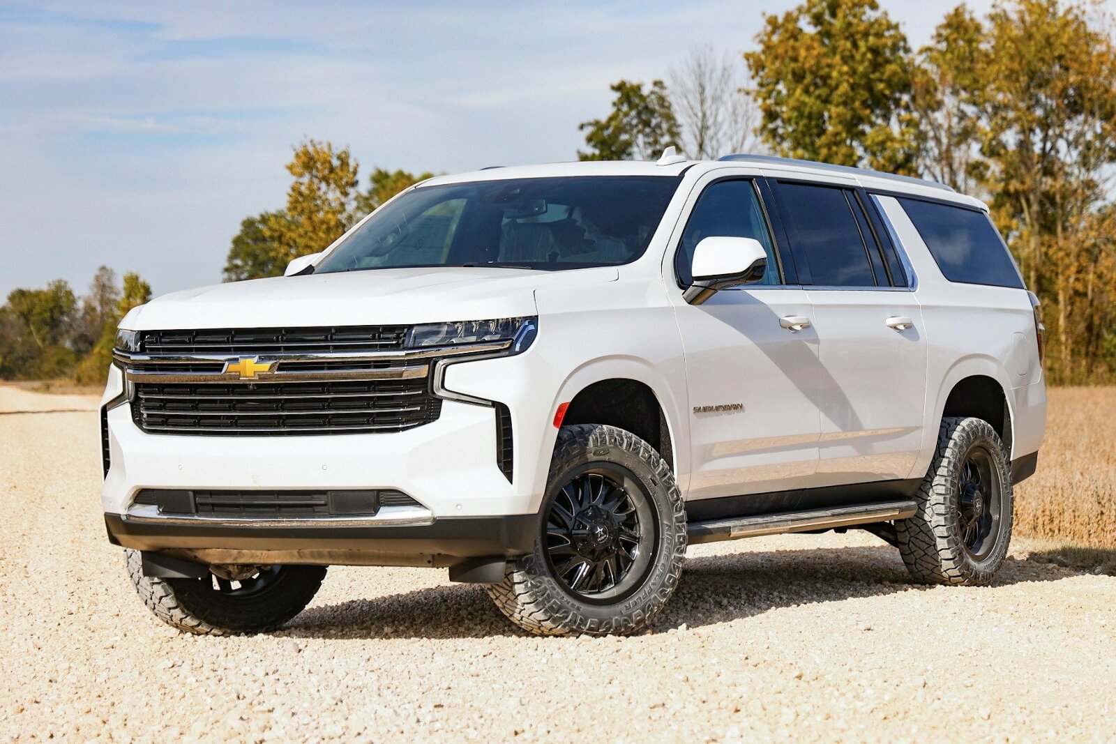 Rough Country 2" Lift Kit M1 Struts Chevy Tahoe/Suburban/Yukon 1500 4WD 21-25 -2