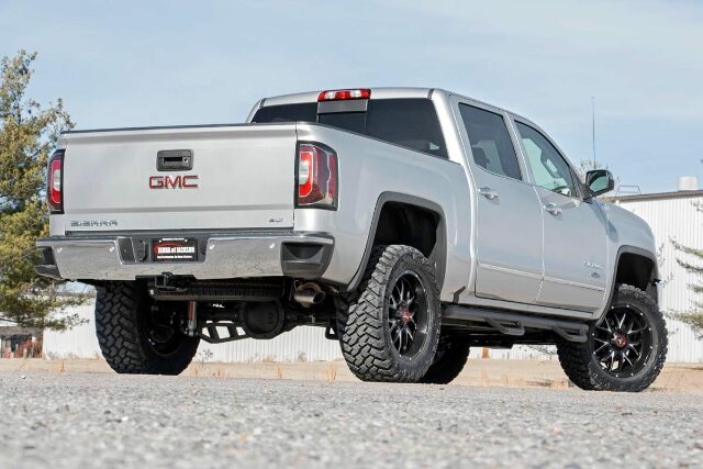 Rough Country 3.5" Lift Kit Cast Steel LCA FR M1 Chevy/GMC 1500 14-18 12440