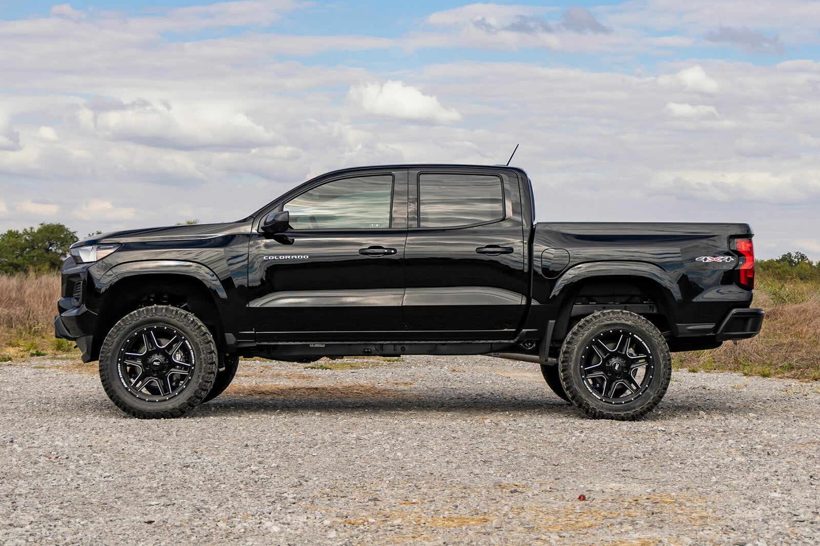 Rough Country 4" Lift Kit N3 Shocks Chevy Colorado 2023
