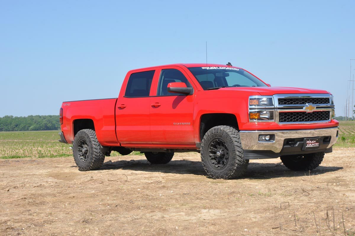 Rough Country 2.5" Lift Kit Alu/Cast Steel M1 Strut Chevy/GMC 1500 07-16 -5