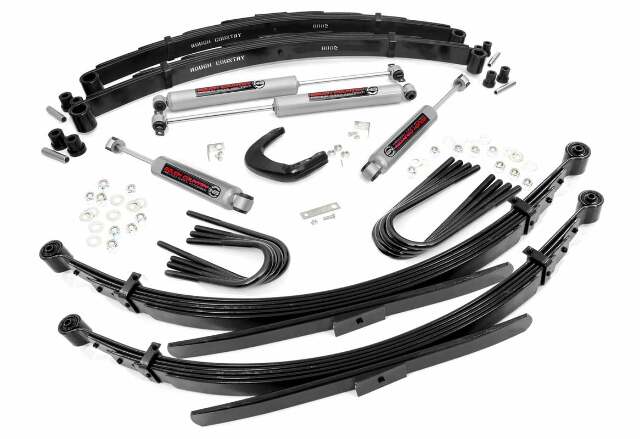 Rough Country 4in GM Suspension Lift Kit System 52in Rear Springs 19530