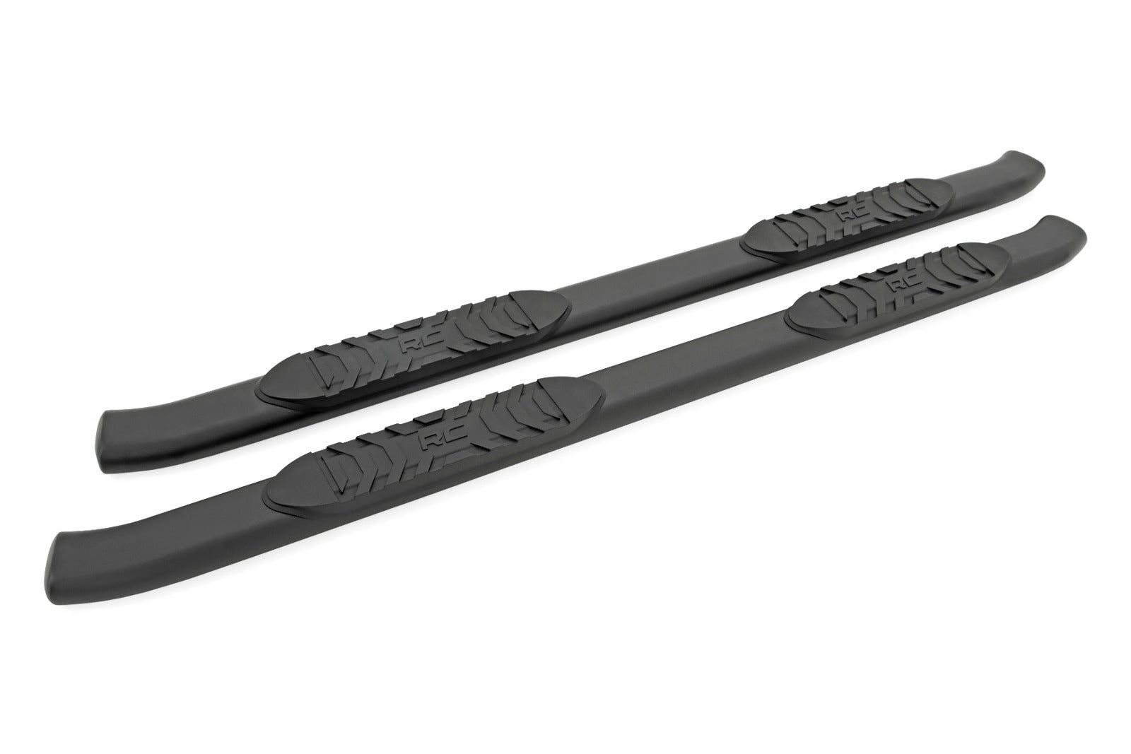Rough Country GM Nerf Step Bars 07-18 GM 1500/07-19 2500HD/3500 HD/19 Classic CC 21001