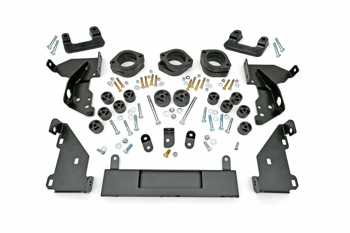 Rough Country 3.25in GM Combo Lift Kit 2014-2015 1500 PU Cast Aluminum -1