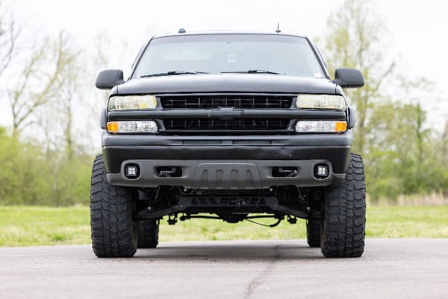 Rough Country 6 Inch Lift Kit NTD M1 Chevy/GMC Tahoe/Yukon 00-06 28040