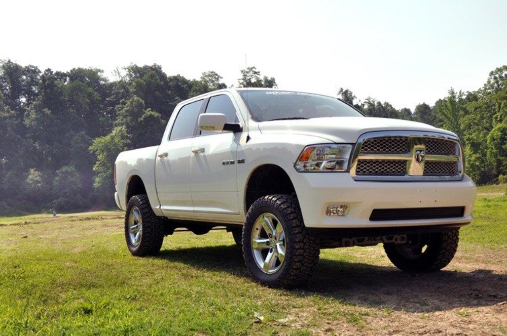 Rough Country 4in Dodge Suspension Lift Kit 12-18 for RAM 1500 4WD -3