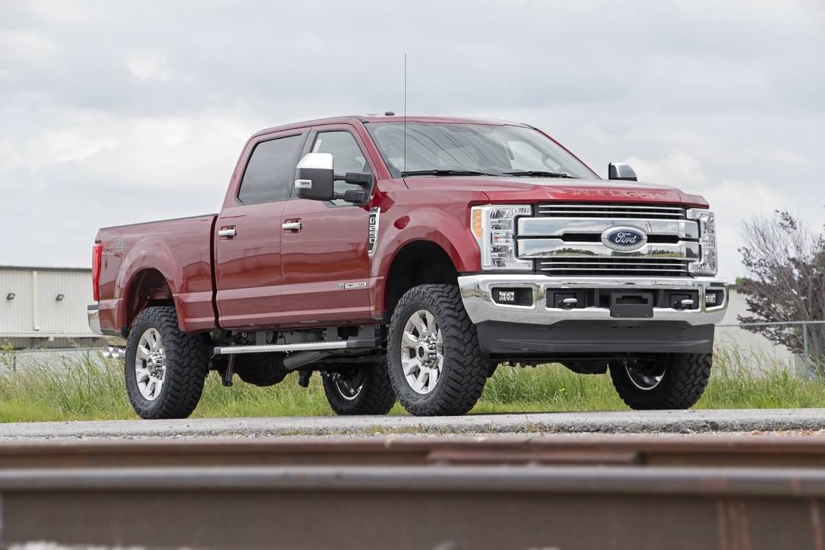 Rough Country 3" Lift Kit V2 Front Gas Coils for Ford Super Duty 4WD 17-22 -2