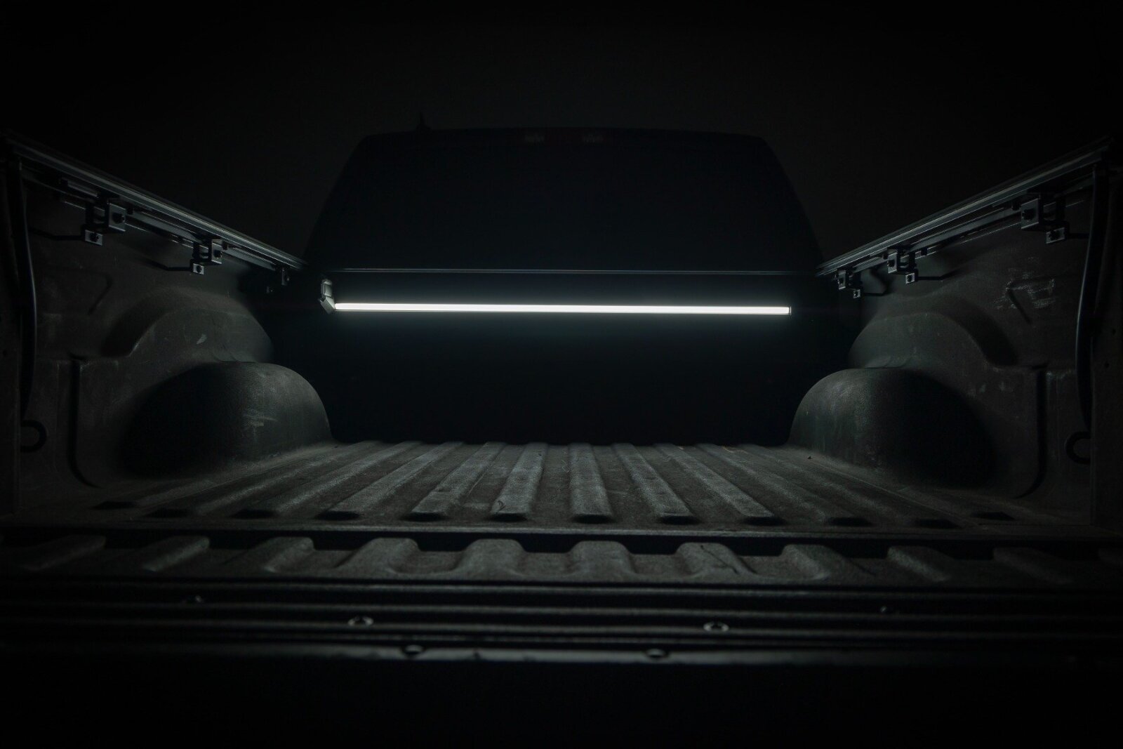 Rough Country Powered Bed Cover | 6'4" Bed | for Ram 1500 09-18 2500 10-26 51309650