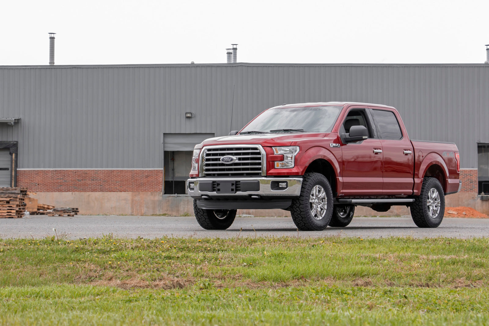 Rough Country 2 Inch Lift Kit For Ford F-150 2WD/4WD (2009-2020) -3