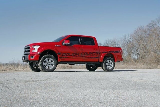 Rough Country 4 Inch Lift Kit M1 Struts/M1 for Ford F-150 4wd 2015-2020 55540