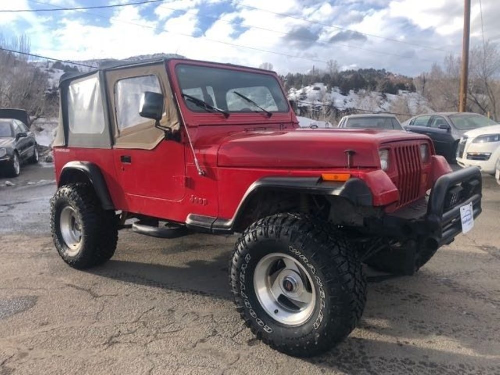 Rough Country 2.5in For Jeep Suspension Lift Kit w/V2 Shocks 87-95 Wrangler YJ -2