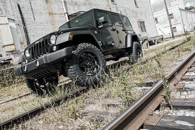 Rough Country 2.5" Lift Kit Coils M1 For Jeep Wrangler JK 07-18 67940
