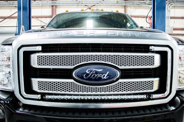 Ford SuperDuty 30-IN Black Series LED Grille Kit w/White Singl 70530BLDRL