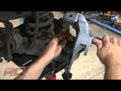 Rough Country 2in/2.5in GM Lowering Kit 724