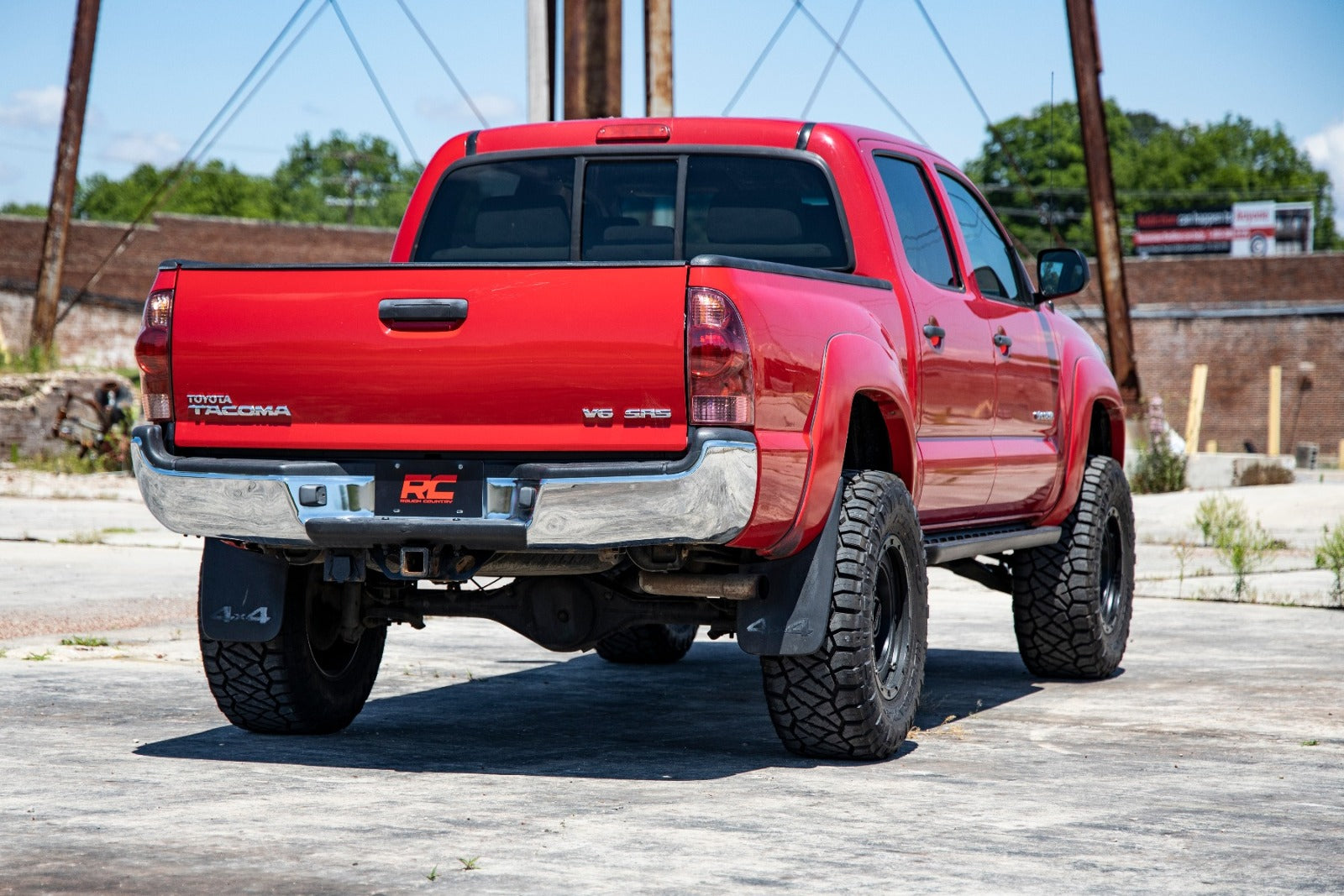 Rough Country 3.5" Lift Kit UCA N3 Struts for Toyota Tacoma 4WD 05-23