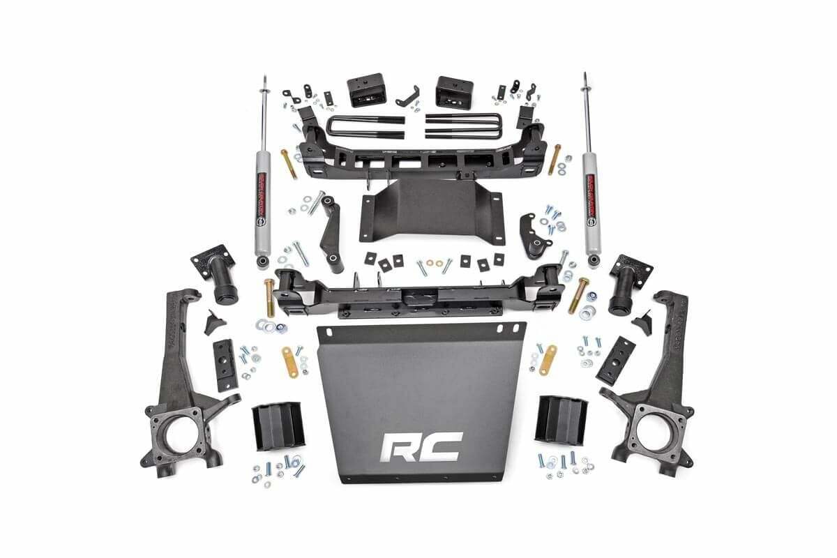 Rough Country 4" Suspension Lift Kit w Shocks for Toyota Tacoma 05-15 4WD -1