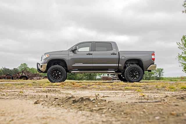 Rough Country 6" Suspension Lift Kit for Toyota Tundra 07-15 w/Vertex Coilovers 75457