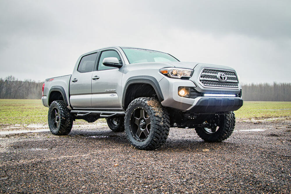 Rough Country 4" Lift Kit N3 Struts for Toyota Tacoma 16-23 -5