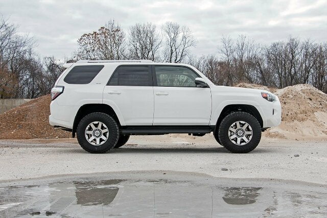 Rough Country 2" Lift Kit RR Coils N3 Struts For Toyota 4Runner 4wd 10-22 76731
