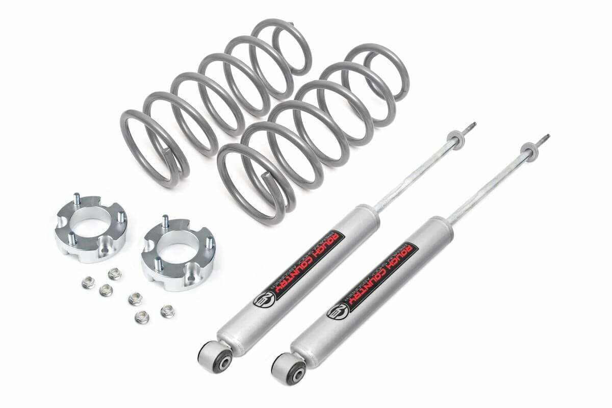Rough Country 3in Suspension Lift Kit fits Toyota 96-02 4Runner 4WD 77130 -1