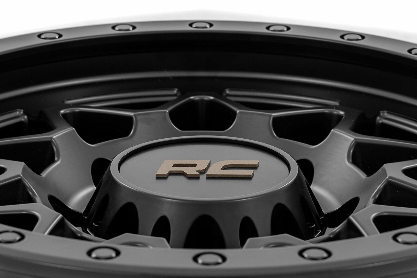 Rough Country 78 Series Wheel Simulated Beadlock Black 18x9 8x180 0mm