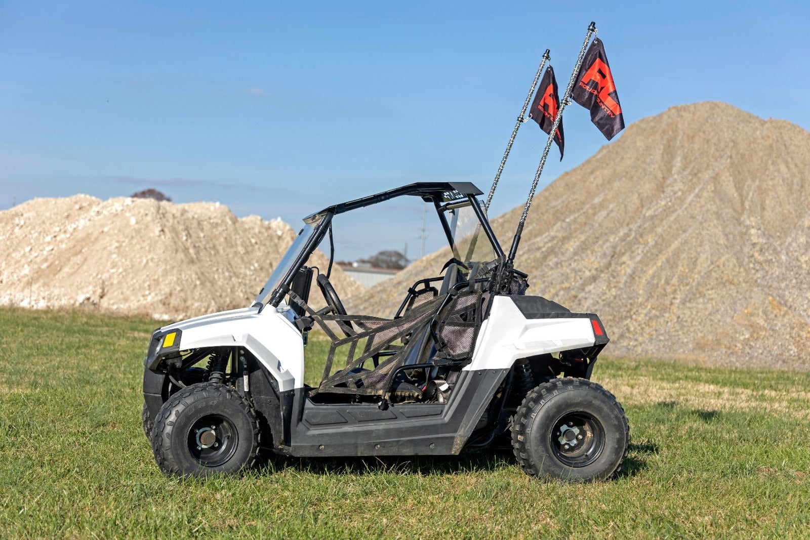 Rough Country LED Whip Light Bed Mount Kit w/Whip Polaris 12-20 RZR 170 EFI 93087
