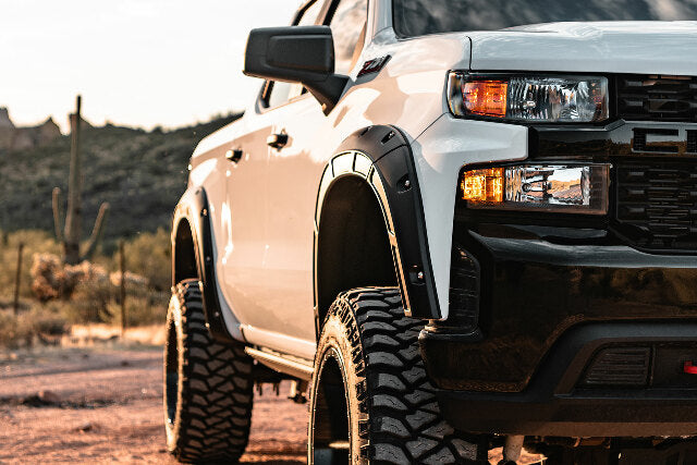 Rough Country Fender Flares Defender GCN Victory Red Chevy Silverado 1500 19-26 A-C12211-GCN