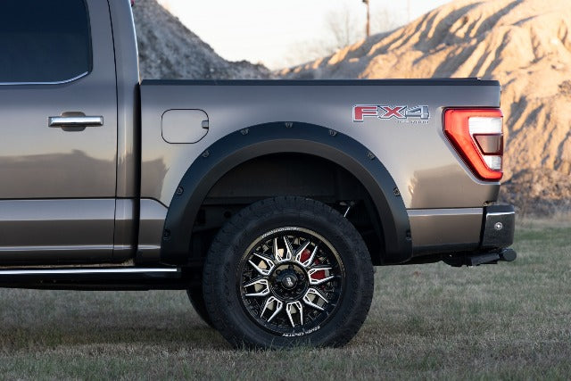 Rough Country Pocket Fender Flares PQ Race Red for Ford F150 21-26 F-F20911B-PQ