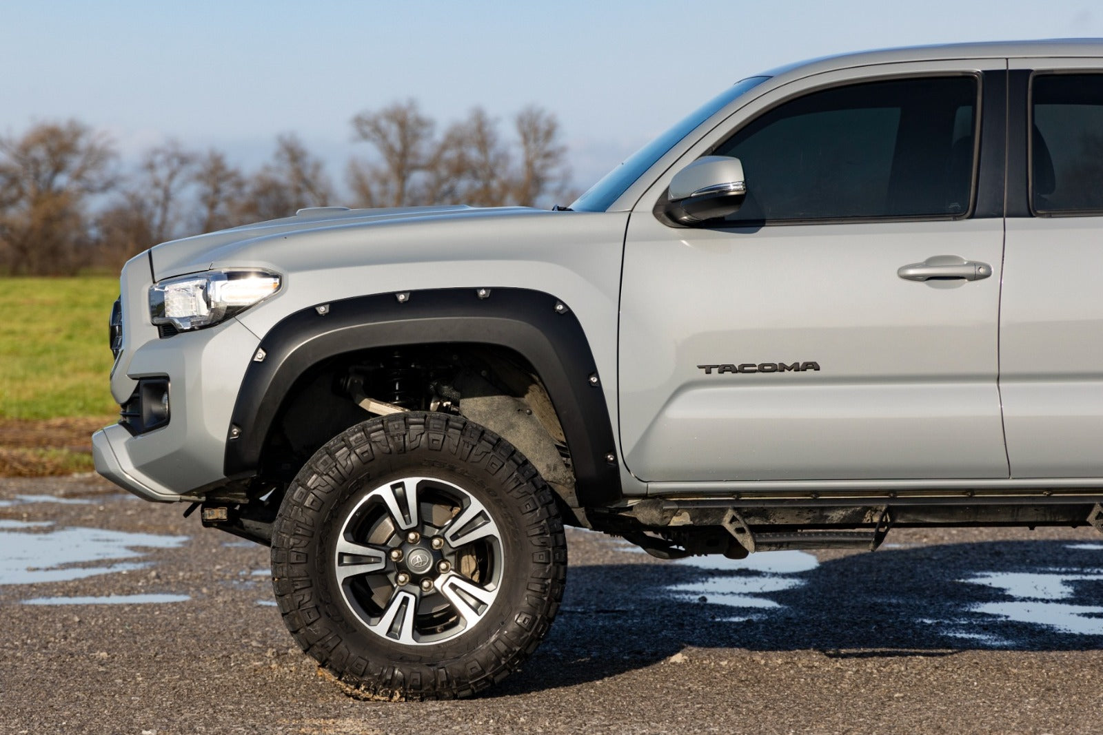Pocket Fender Flare Toyota Tacoma 16-23 Silver