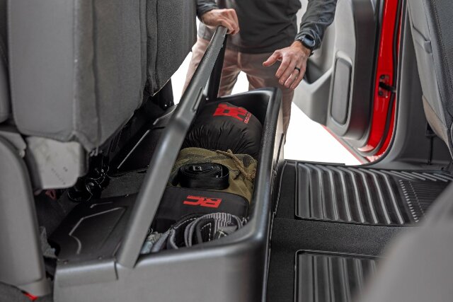 Rough Country Under Seat Storage w/ Locking Lid Crew Cab GM Pickup 19-25 RC09071