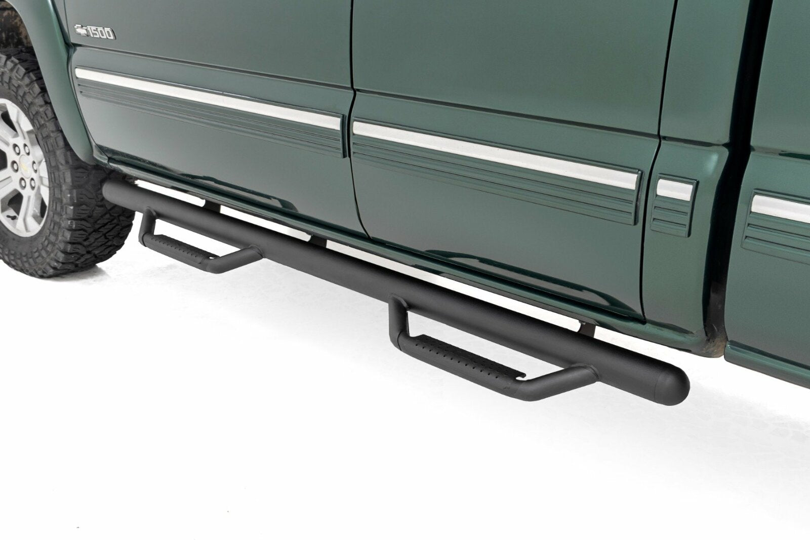 Rough Country Nerf Steps | Cab Length | Chevy/GMC 1500 99-06 & Classic -1