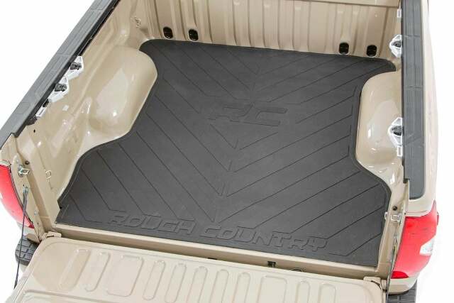 Rough Country Bed Mat RC Logo 5.5 Foot Bed for Toyota Tundra 2WD/4wd 07-21 RCM681