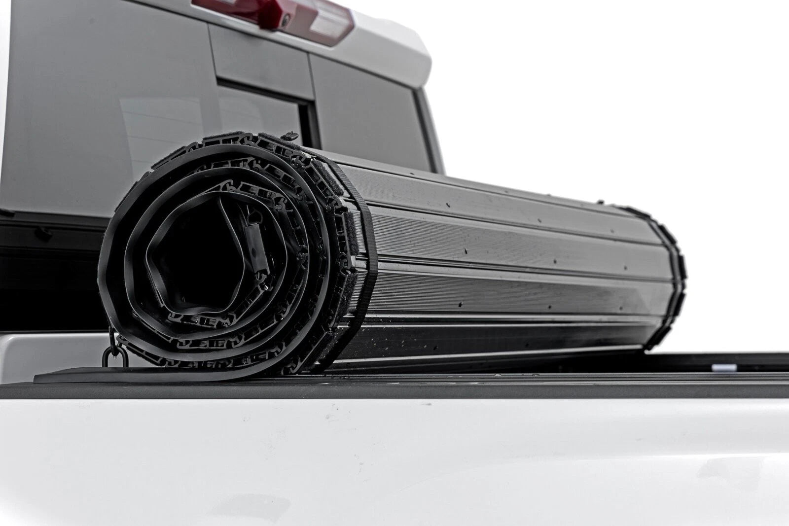 Rough Country Hard Roll Up 6'9" Bed Cover Chevy/GMC 2500HD/3500HD 20-26 50120651