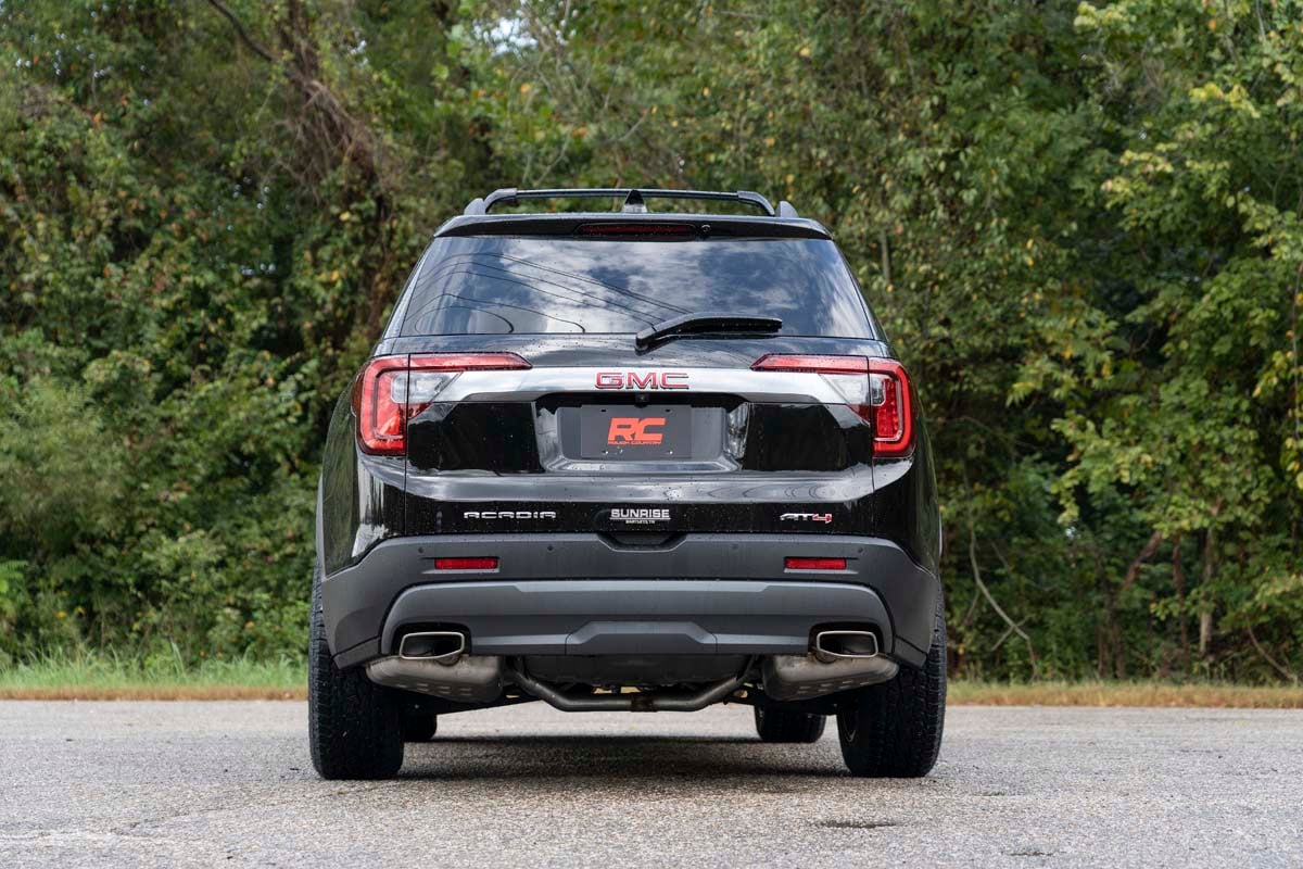 Rough Country 1.5in GMC Suspension Lift Kit 17-20 Acadia 2WD/AWD 11005
