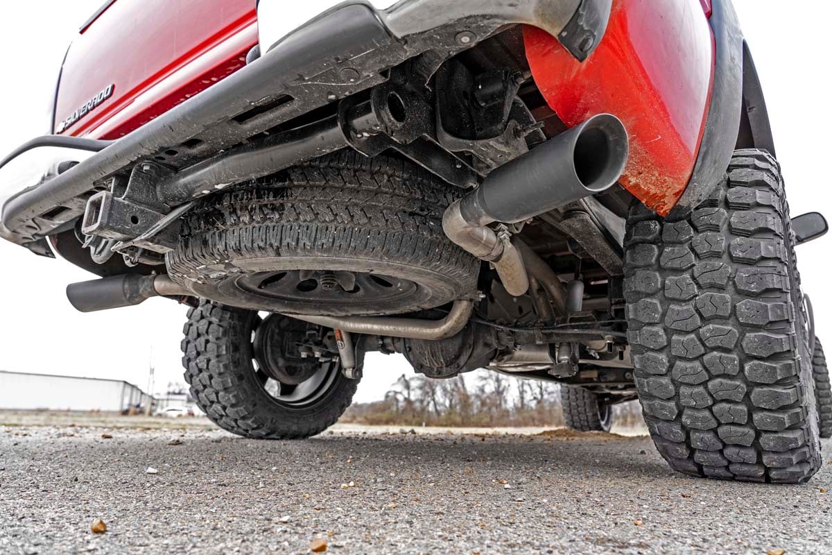 Rough Country Dual Cat-Back Exhaust Blk Tips 99-06 GM 1500 Ext Cab/SB 4.8L/5.3L 96005