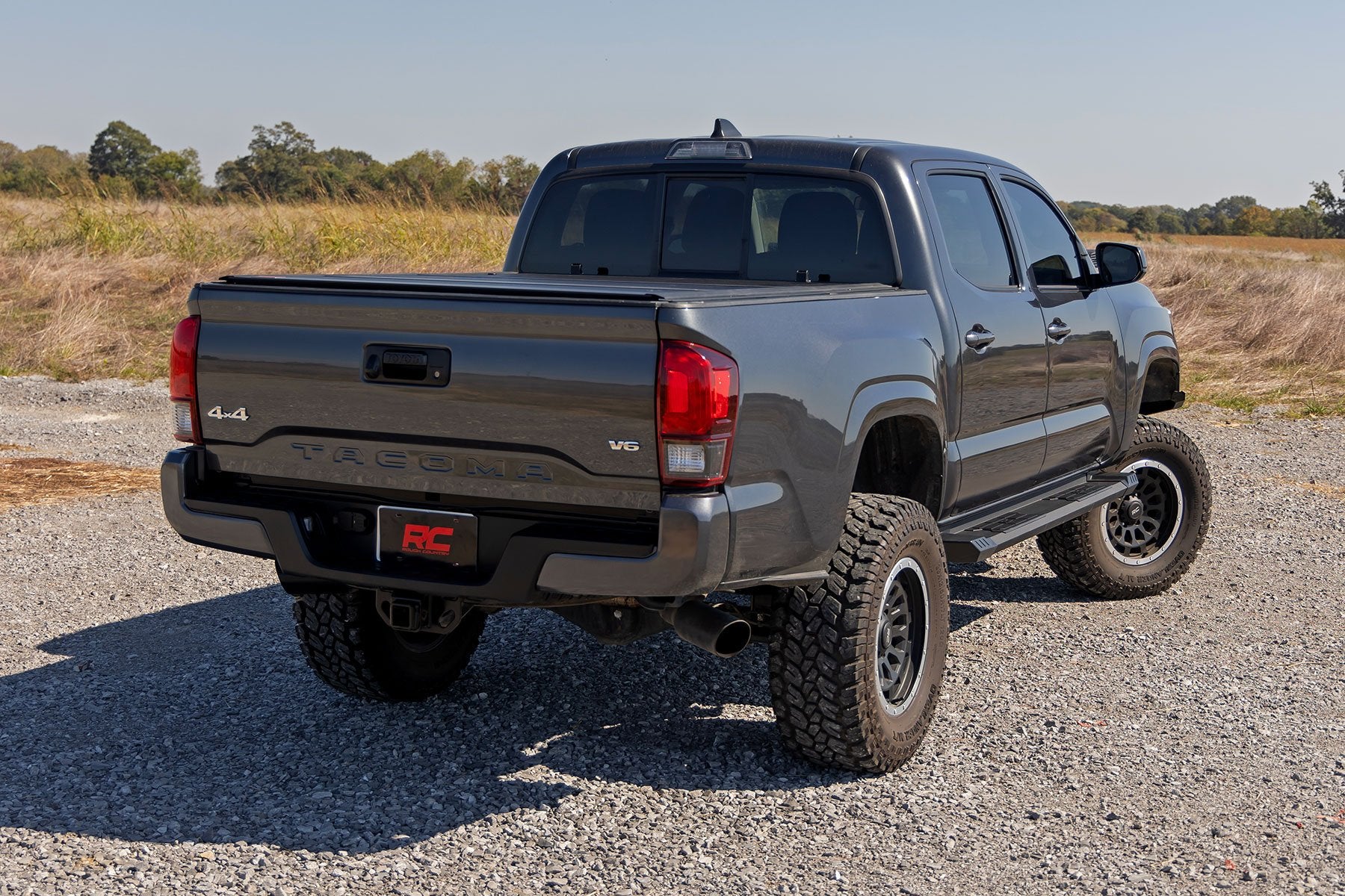 Rough Country HD2 Running Boards Double Cab Toyota Tacoma 05-23 SRB051785A