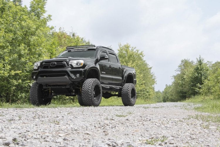 Rough Country 6" Lift Kit M1 for Toyota Tacoma 2005-2015 74740