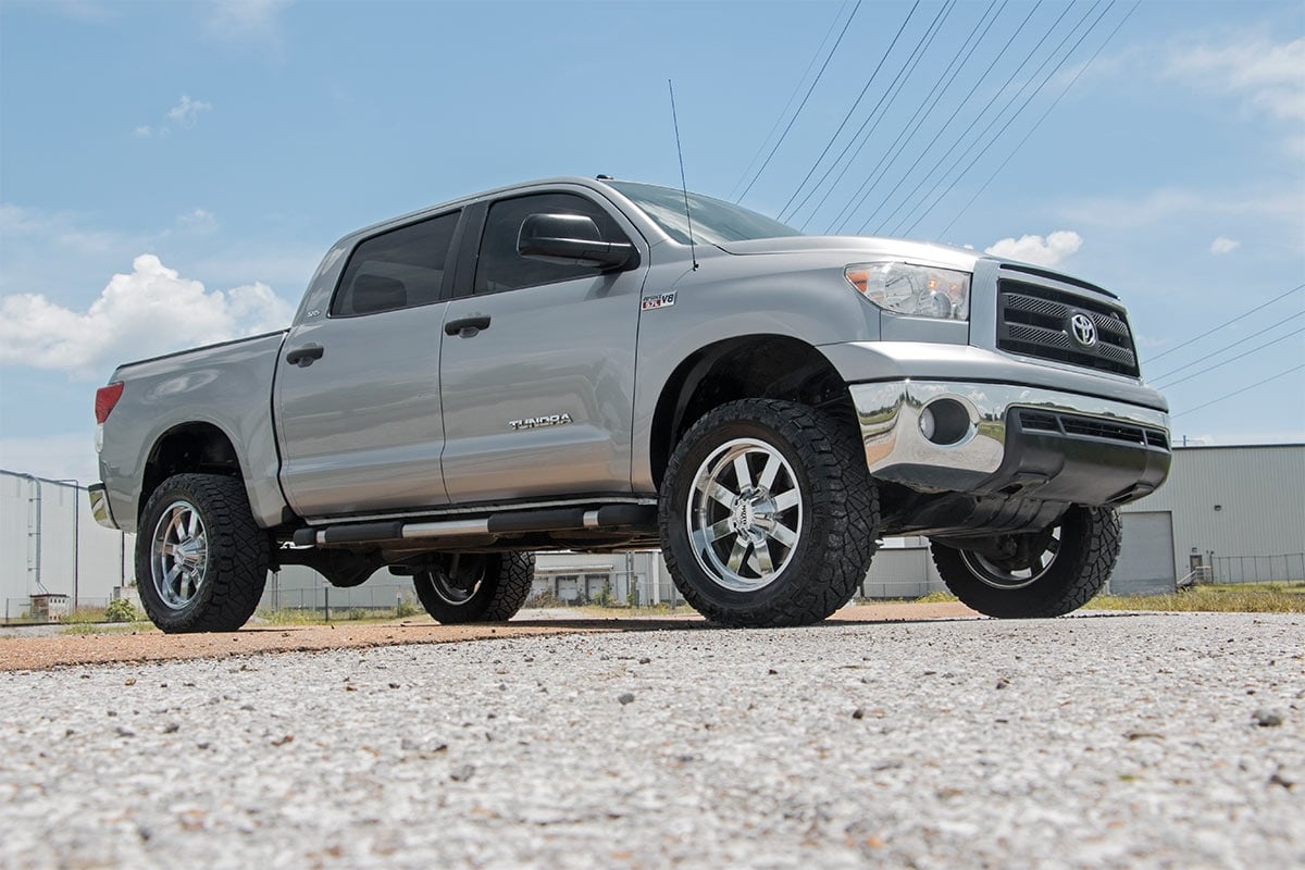 Rough Country 3.5in For Toyota Bolt-On Lift Kit w/Vertex 07-21 Tundra 4wd 76850