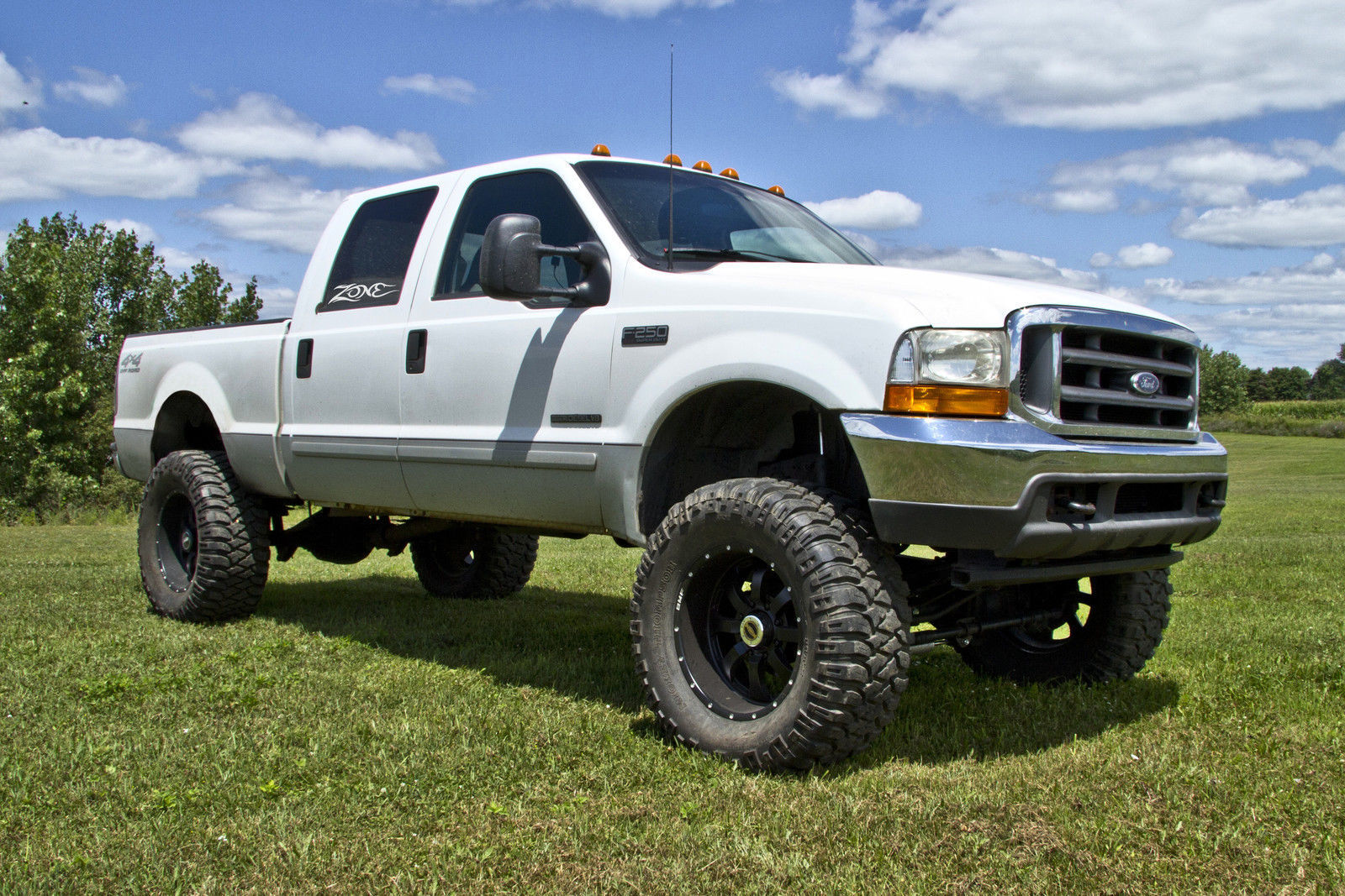 Zone Off Road Suspension Lift Kit for Ford Super Duty 6" w/ Nitro Shocks 99