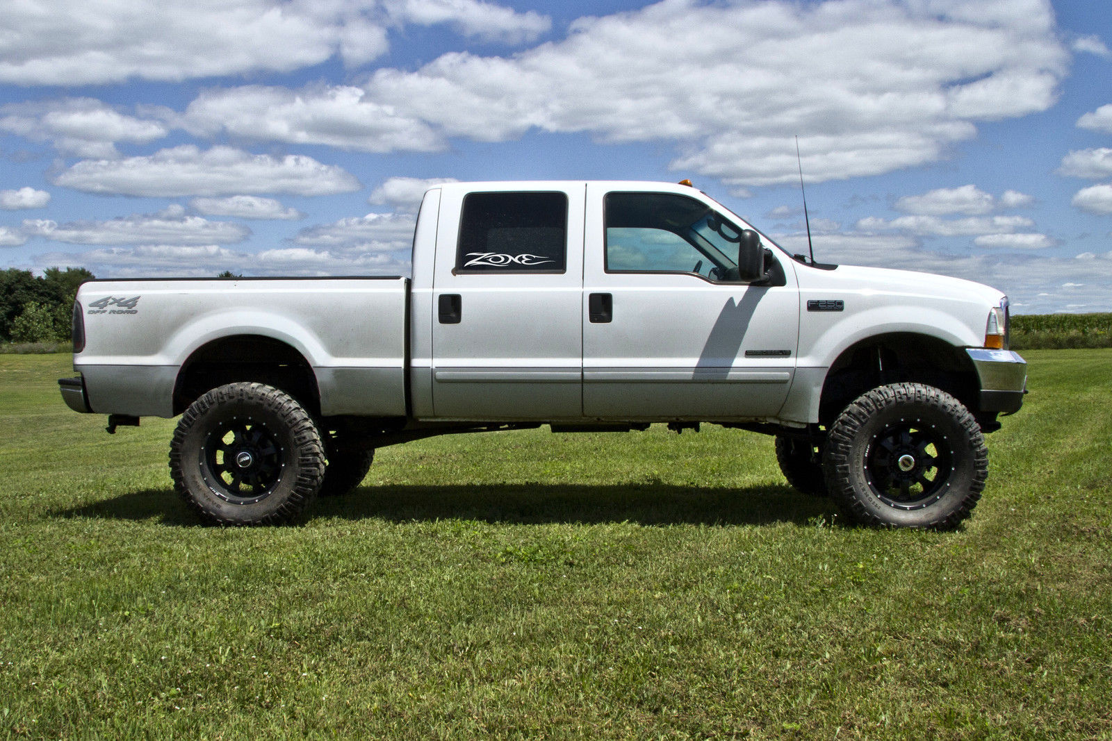 Zone Off Road Suspension Lift Kit for Ford Super Duty 6" w/ Nitro Shocks 99