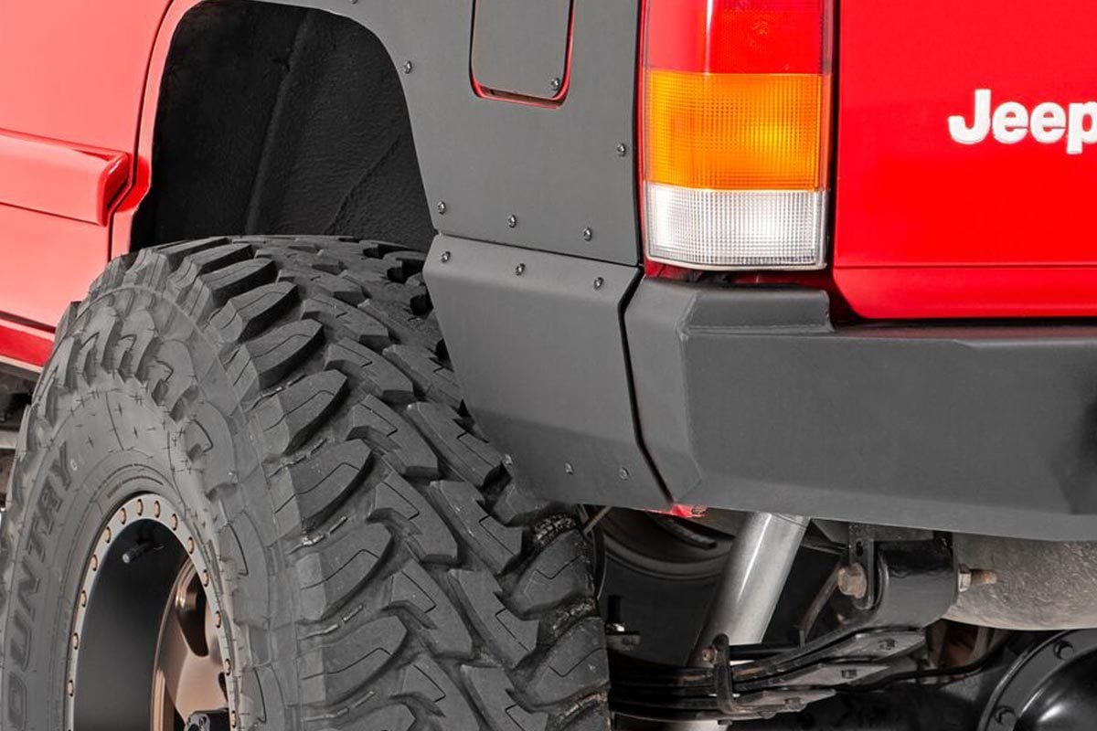 Rough Country Jeep R Lower Panel Armor Trimmed Flares 84-96 Cherokee XJ 10573